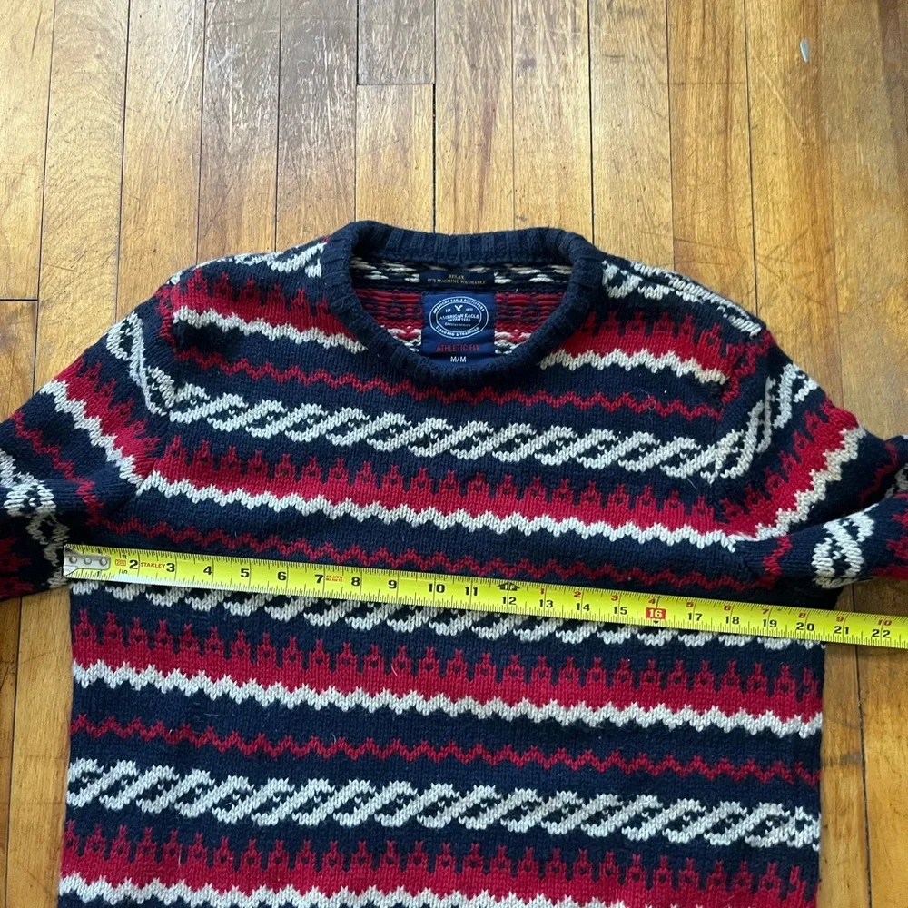 American Eagle Outfitters Men's Athletic Fit Sweater‎ Red White Blue Stripes M